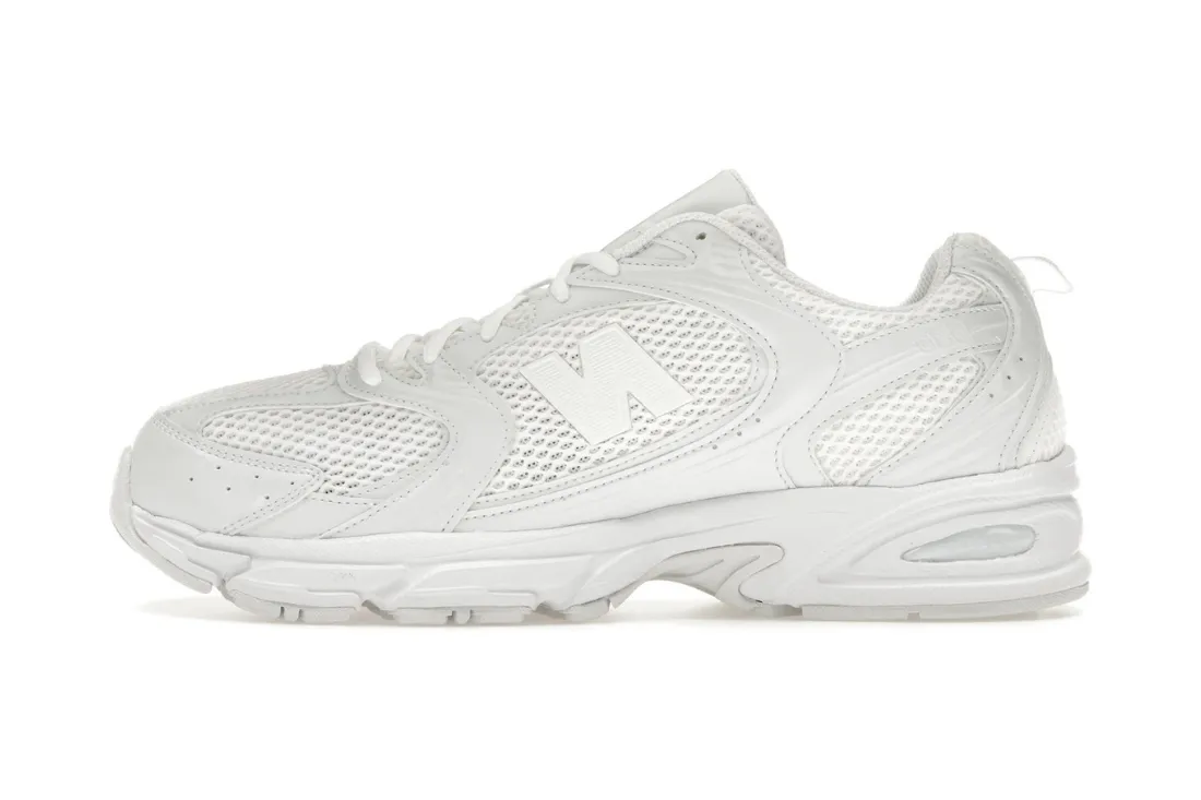 Moon Step Cushion Boost New Balance 530 Triple White
