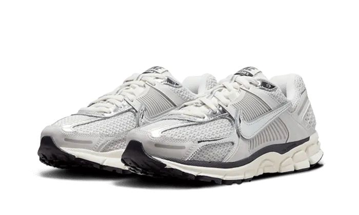 Zoom Vomero 5 Photon Dust slip - on shoe version