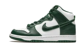 Dunk High Spartan Green Abrasion Shield Technology Balance Focus