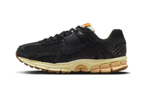 Zoom Vomero 5 PRM Black Sesame group run