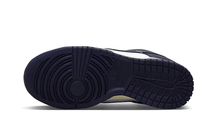 Exclusive traction Dunk Low Vintage Navy