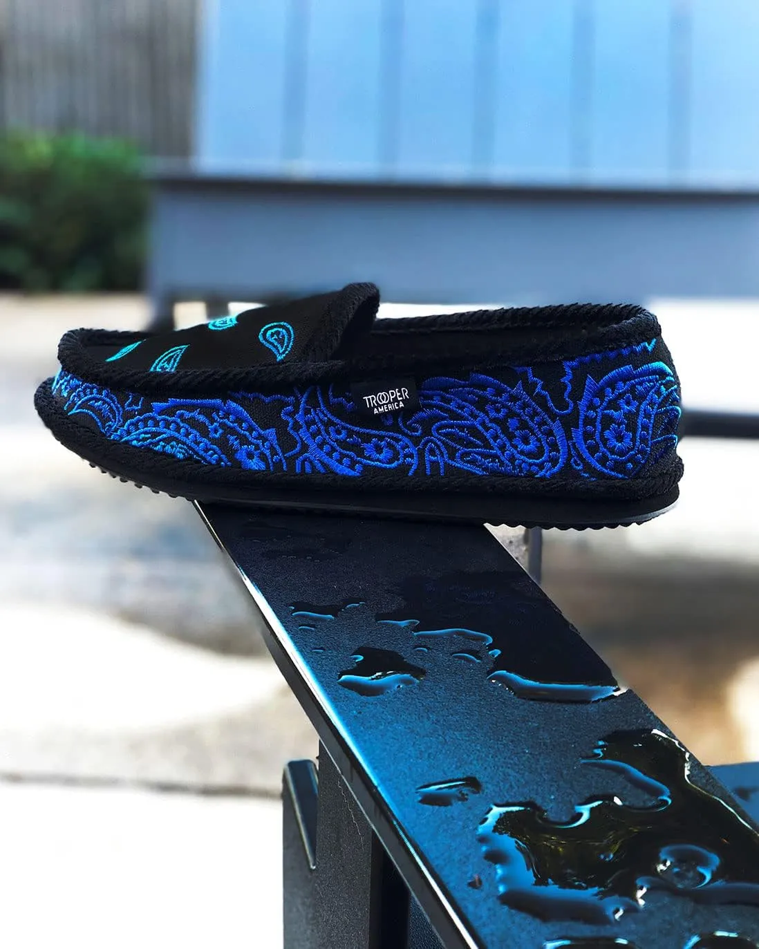 Men KS-002E Black/Royal Embroidered Bandana Paisley Slip-On | Cozy, Colorful House Shoe Slippers | Ultra Cushion for Indoor and Outdoor