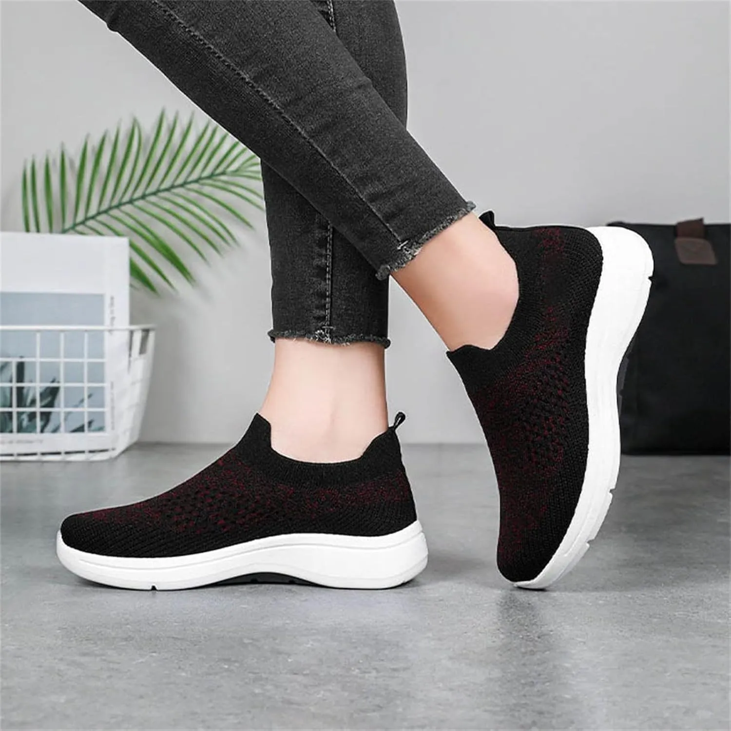 Men Mesh Sneaker Orthopedic Casual Sneaker with Arch Support Breathable Lightweight Comfortable Running Shoes Wide Width Walking Shoes