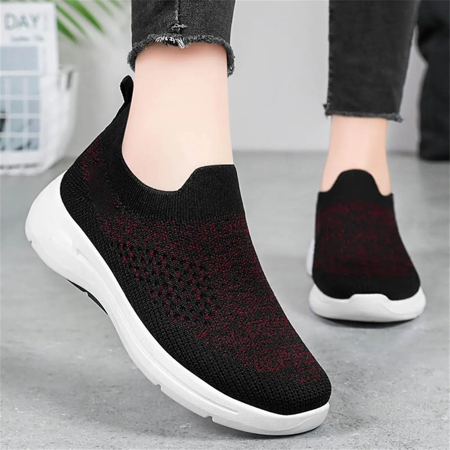 Men Mesh Sneaker Orthopedic Casual Sneaker with Arch Support Breathable Lightweight Comfortable Running Shoes Wide Width Walking Shoes