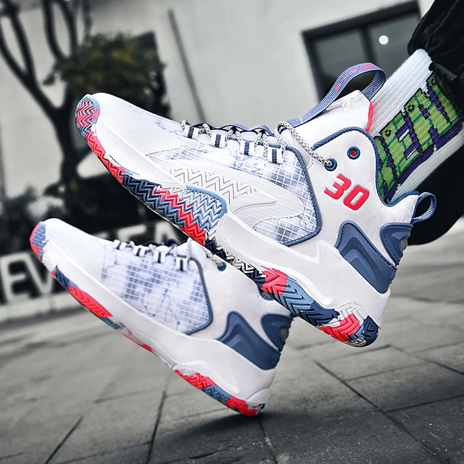 Mens and Womens White Basketball Sneakers Mid Top Lace Up Running Shoes Wear Resistant and Durable Outdoor Travel Shoes Comfortable and Breathable Casual Sneakers Skateboarding Shoes
