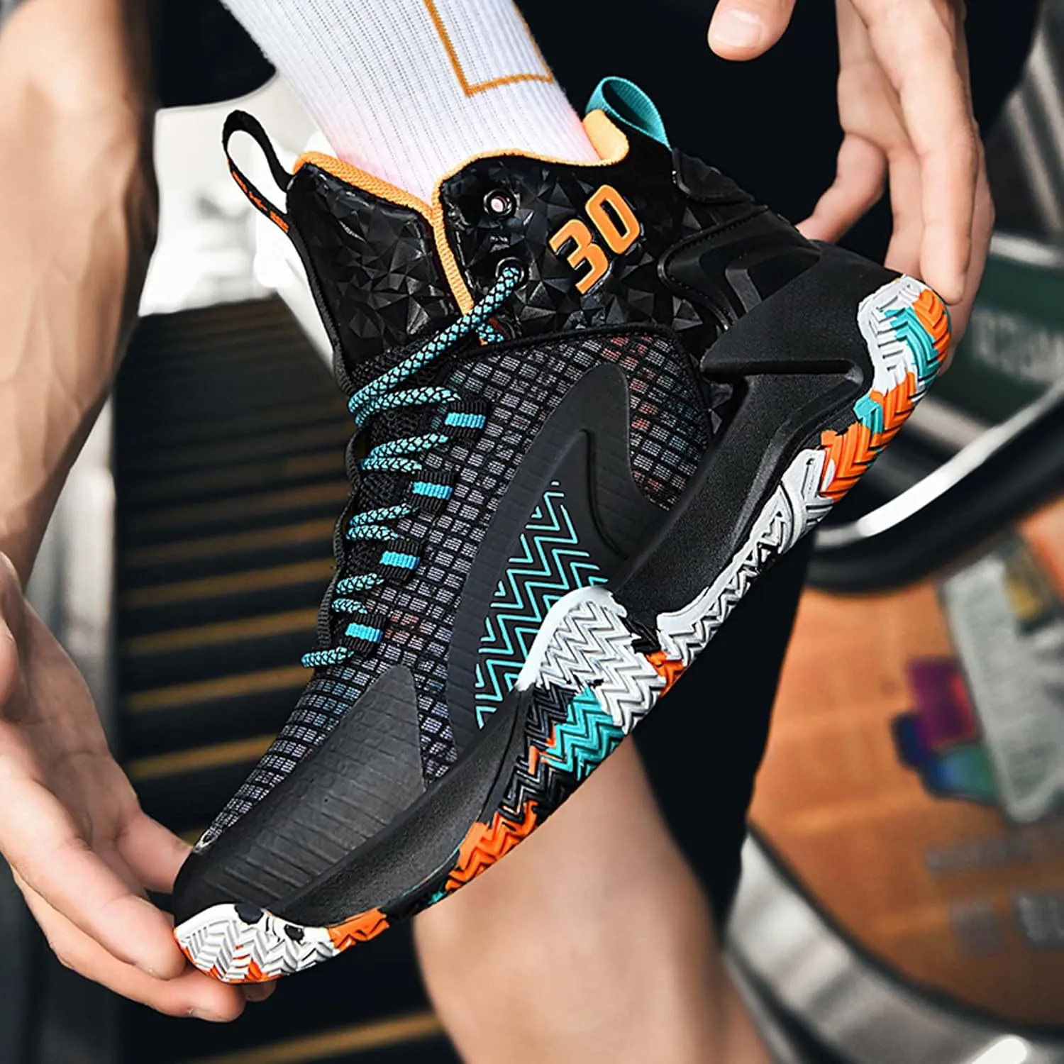 Mens and Womens White Basketball Sneakers Mid Top Lace Up Running Shoes Wear Resistant and Durable Outdoor Travel Shoes Comfortable and Breathable Casual Sneakers Skateboarding Shoes
