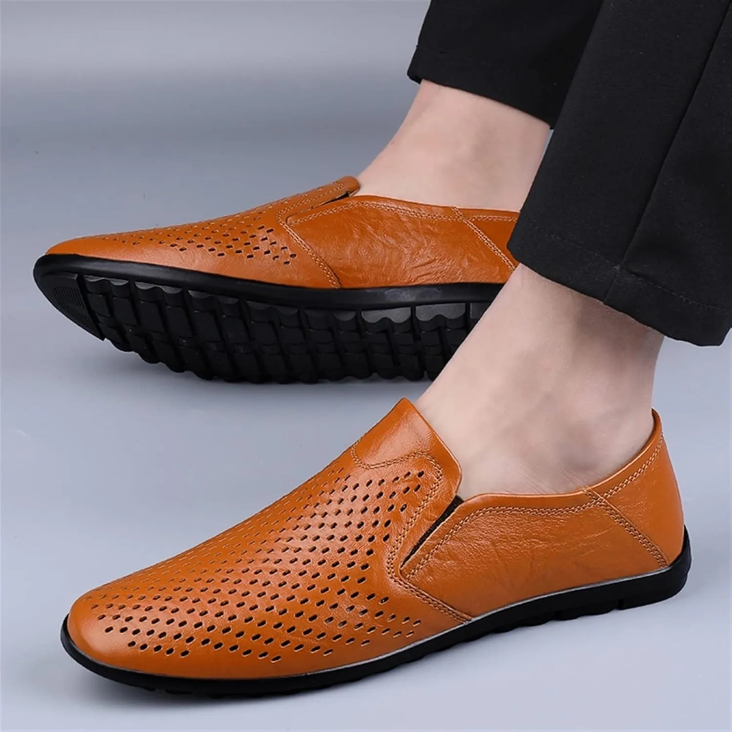 Mens Loafers Breathable Lightweight Driving Loafers Leather Lightweight Anti-Slip Comfortable Prom Walking Slip On
