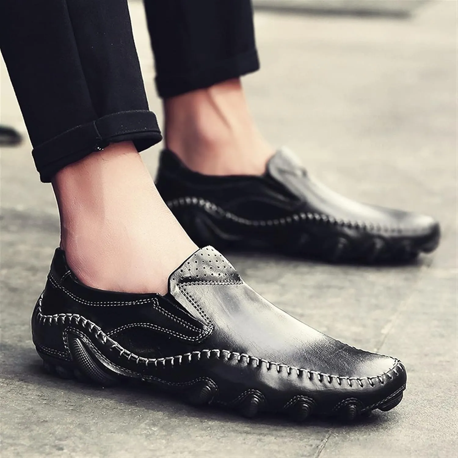 Mens Loafers Shoe Lightweight Driving Loafers Breathable Leather Comfortable Lightweight Flat Heel Wedding Outdoor Slip-on