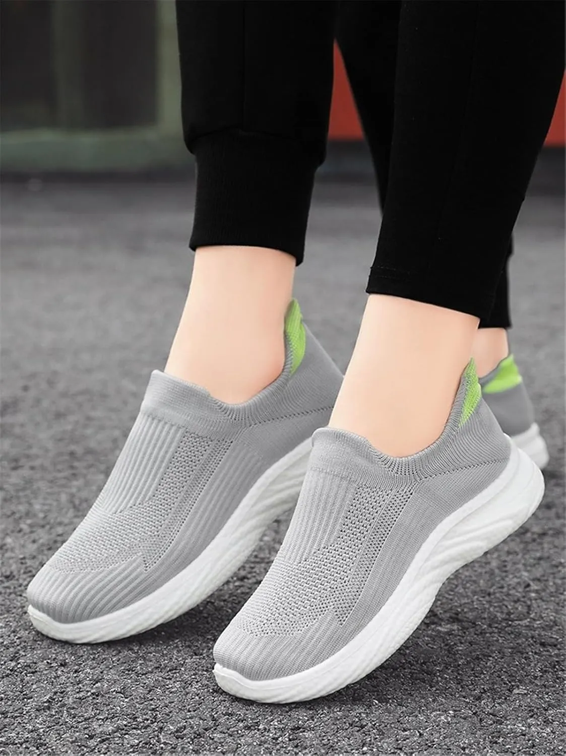 Men's Running Shoes Fashion Breathable Sneakers Mesh Soft Sole Casual Athletic Lightweight