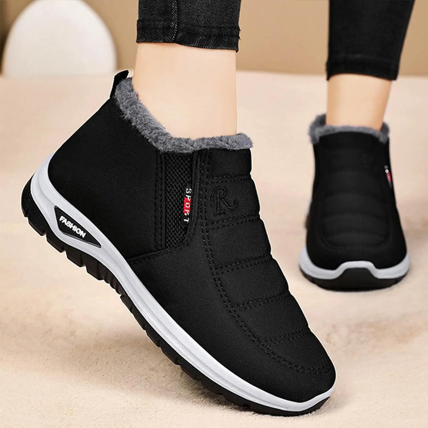 Men's Slip On Winter Boots Fleece Lined Warm Snow Boots Lightweight Walking Boots Flat Soled Non Winter Walking Gear