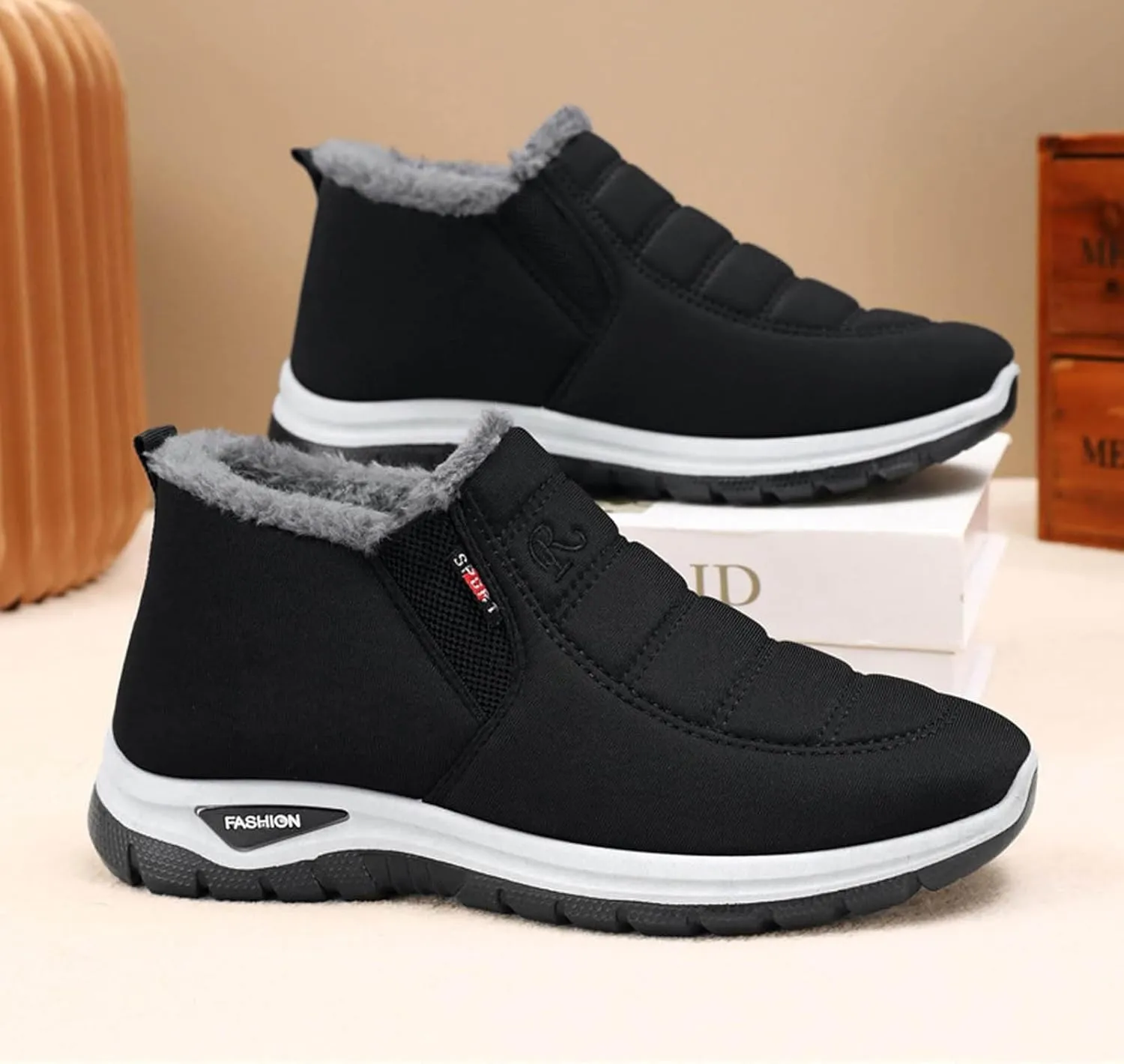 Men's Slip On Winter Boots Fleece Lined Warm Snow Boots Lightweight Walking Boots Flat Soled Non Winter Walking Gear