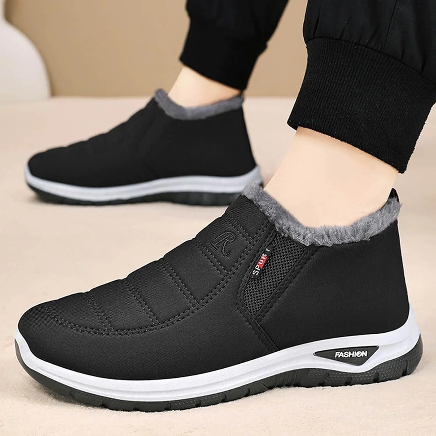 Men's Slip On Winter Boots Fleece Lined Warm Snow Boots Lightweight Walking Boots Flat Soled Non Winter Walking Gear