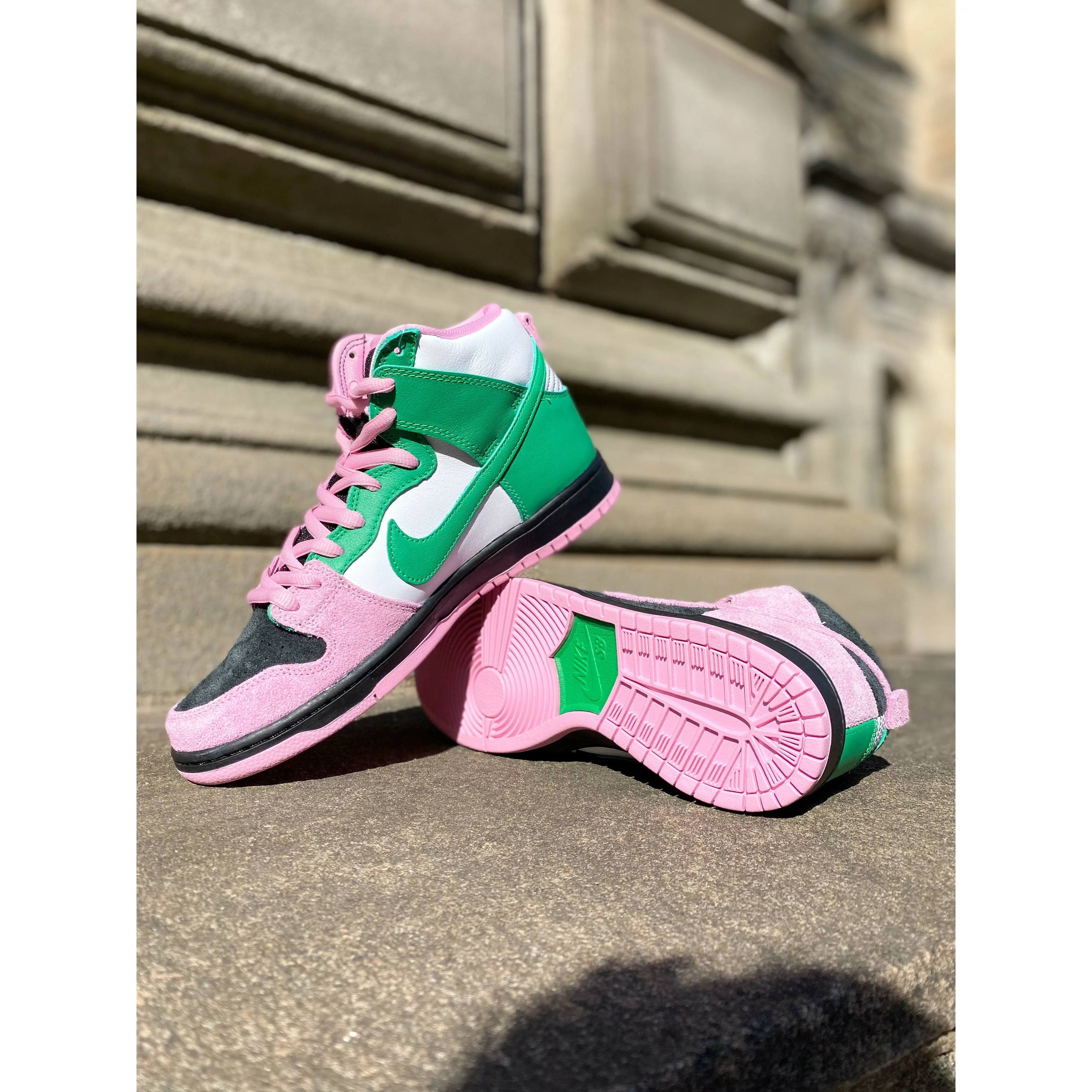 Grip Enhancing Pattern Adaptive Response Platform Nike SB Dunk High Invert Celtics