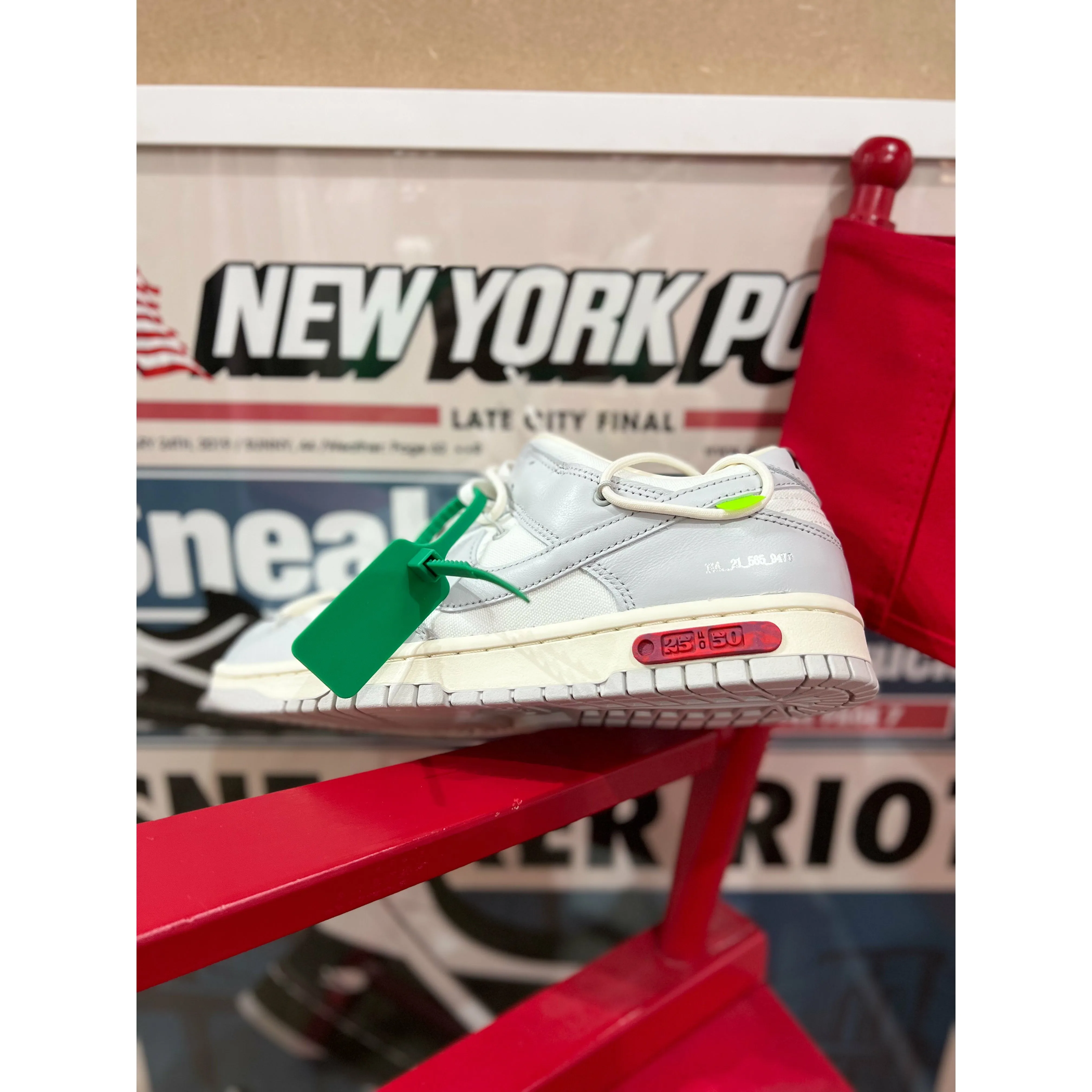 Nike Dunk Low Off-White Lot 25 warm - up runs