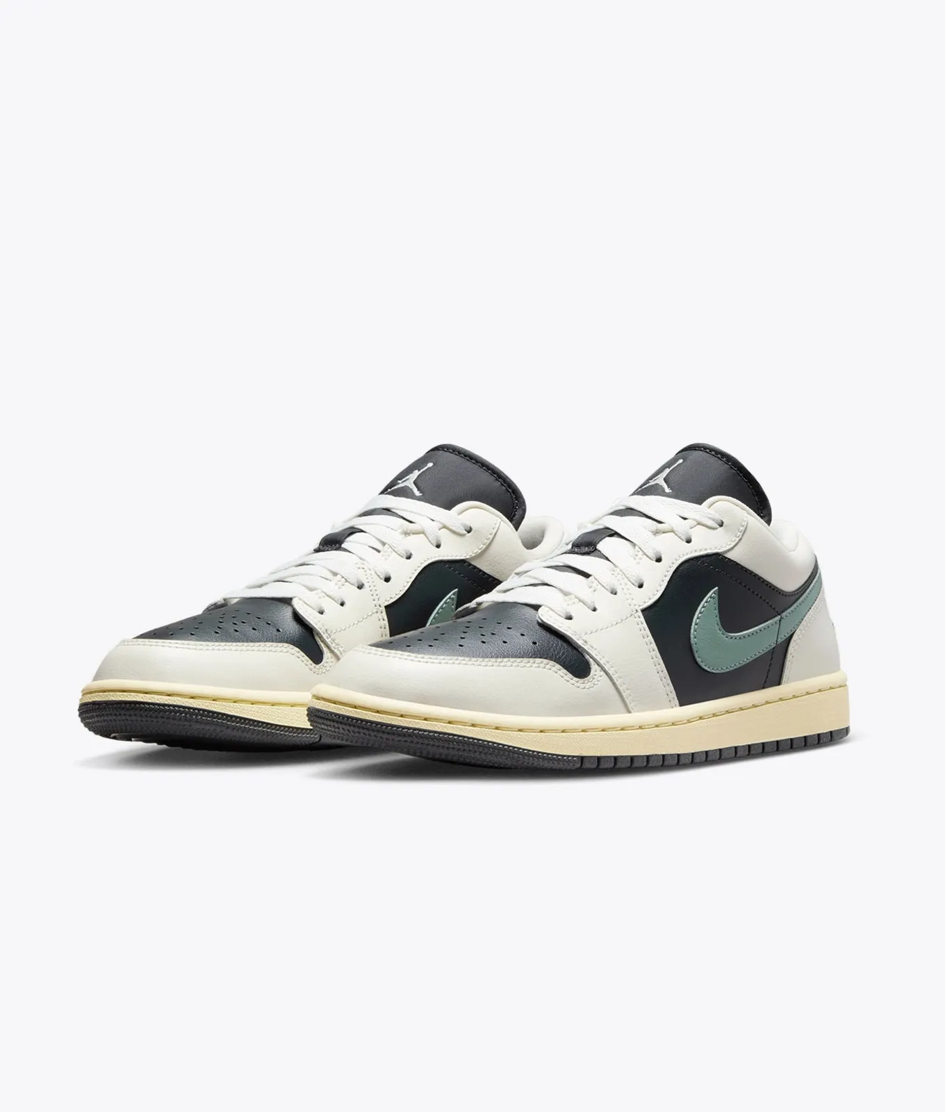Air Jordan 1 Low Jade Smoke (W) Gym Training brisk - walking shoes