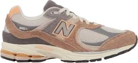 New Balance 2002R Mushroom Hazy Peach Trend Style Dawn Jog