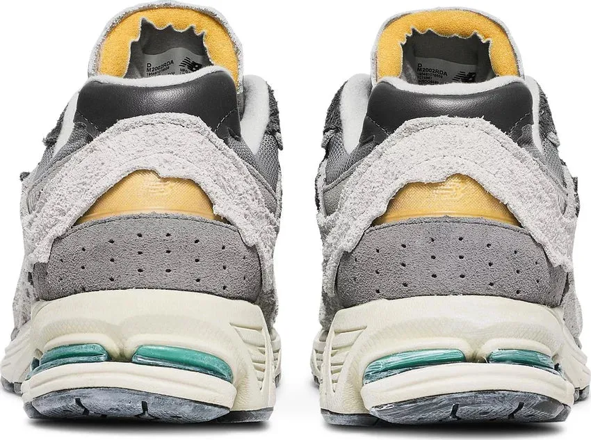 Sprint Step Light Reflection New Balance 2002R Protection Pack Rain Cloud