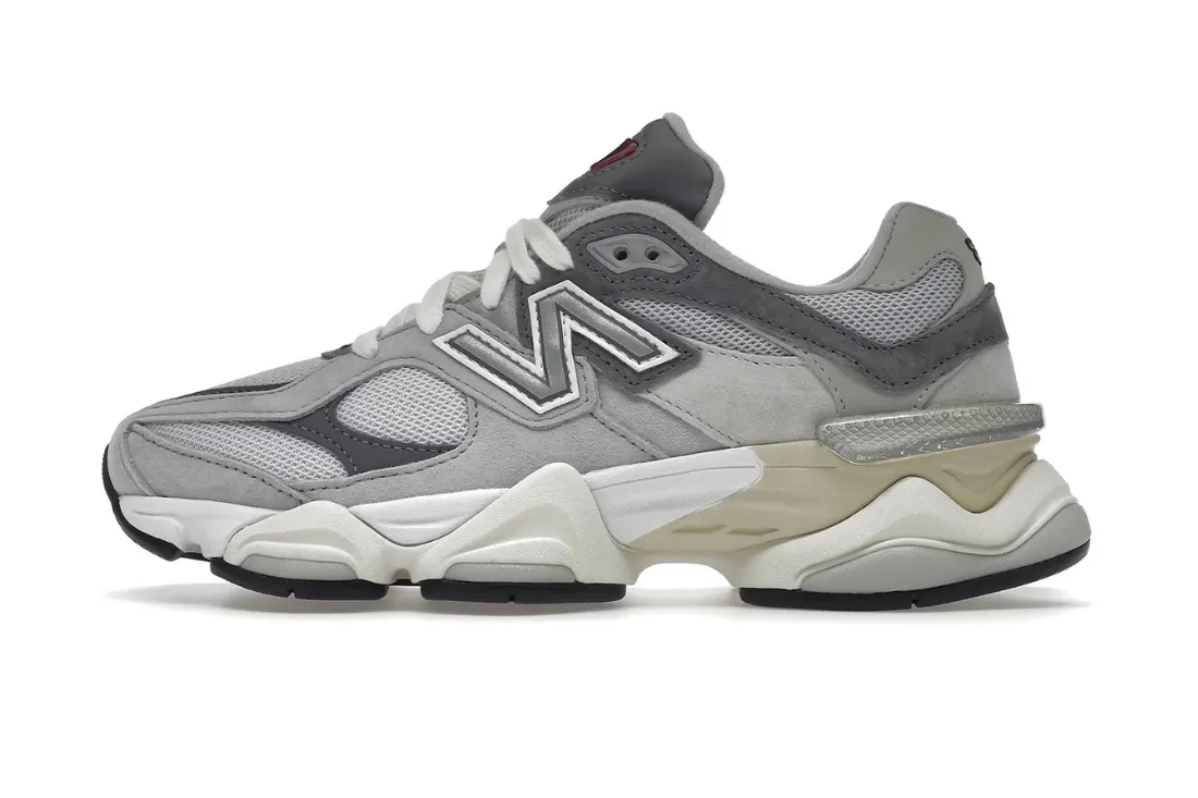Chase Hike Feet Relief New Balance 9060 Rain Cloud Grey