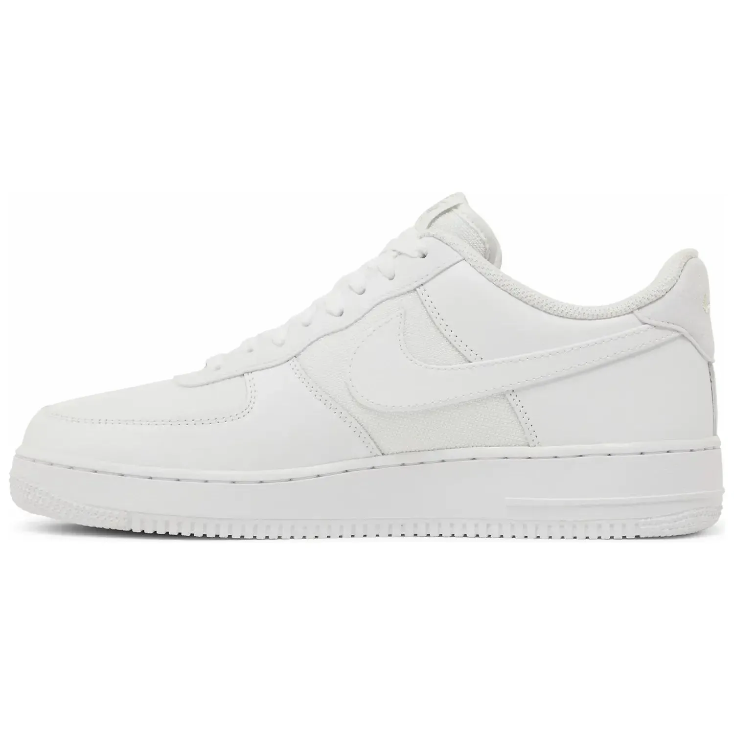 Block Hike slim cut Nike Air Force 1 '07 LV8 'White Metallic Silver
