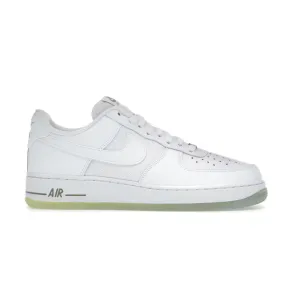 Chase Step Lightweight Frame Nike Air Force 1 '07 Obsidian Metallic Gold White