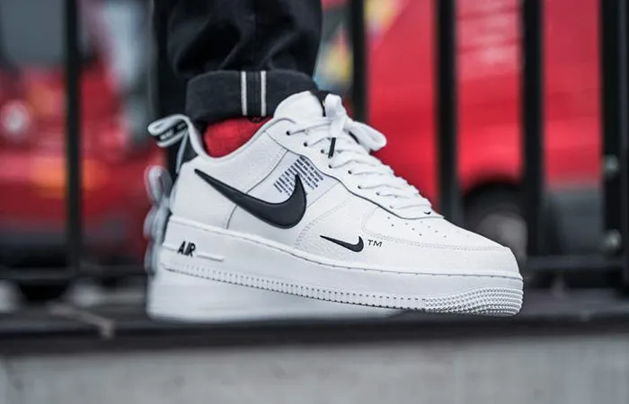Nike Air Force 1 LV8 Utility Triple White Casual Elegance