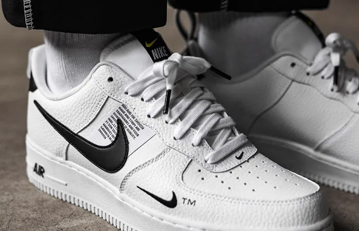Nike Air Force 1 LV8 Utility Triple White Simple Touch Mixed Texture