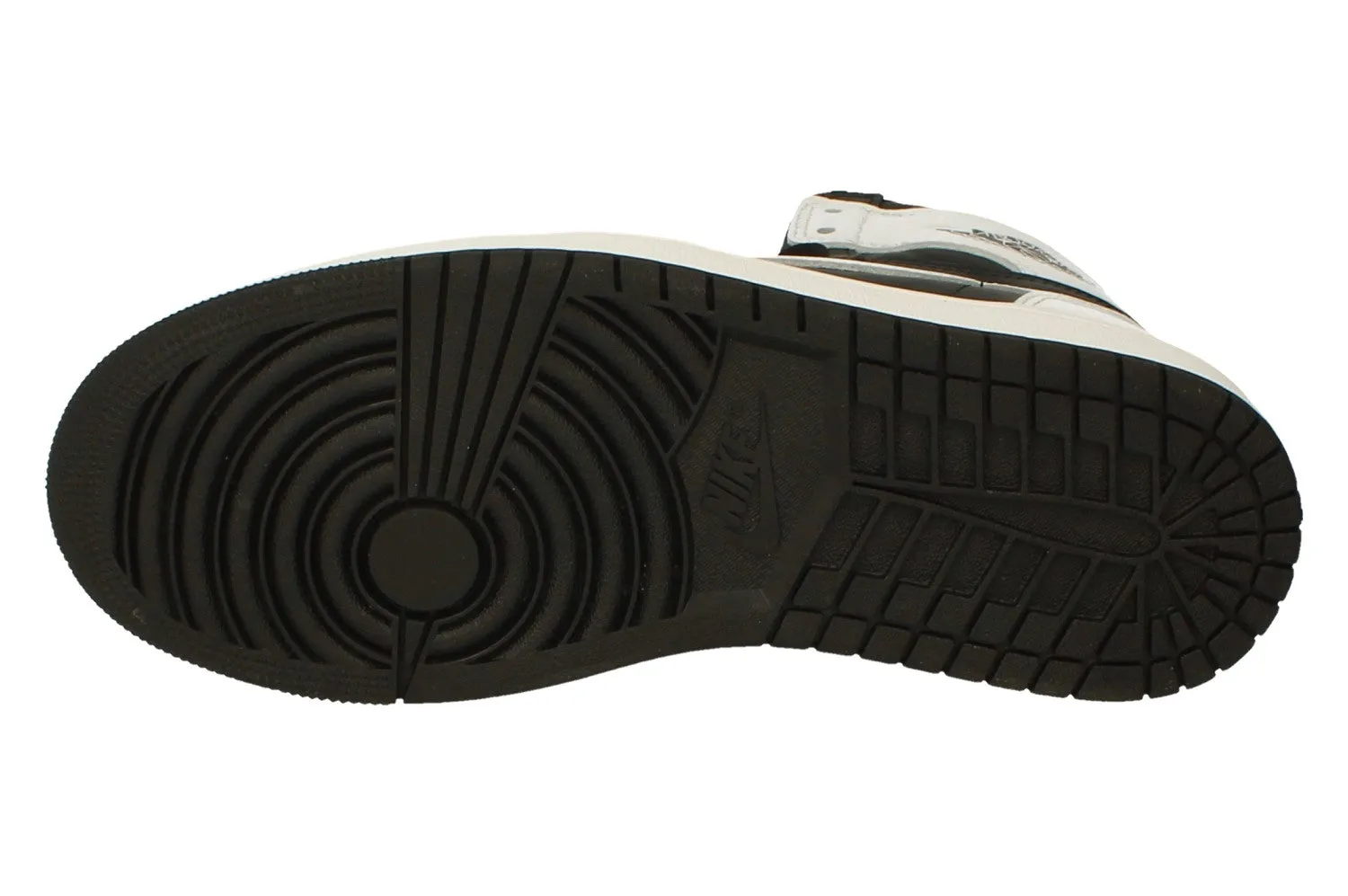 Nike Air Jordan 1 Retro High OG Mens Basketball Trainers DZ5485 010 running in a rope bridge area shoes ComfortCushion