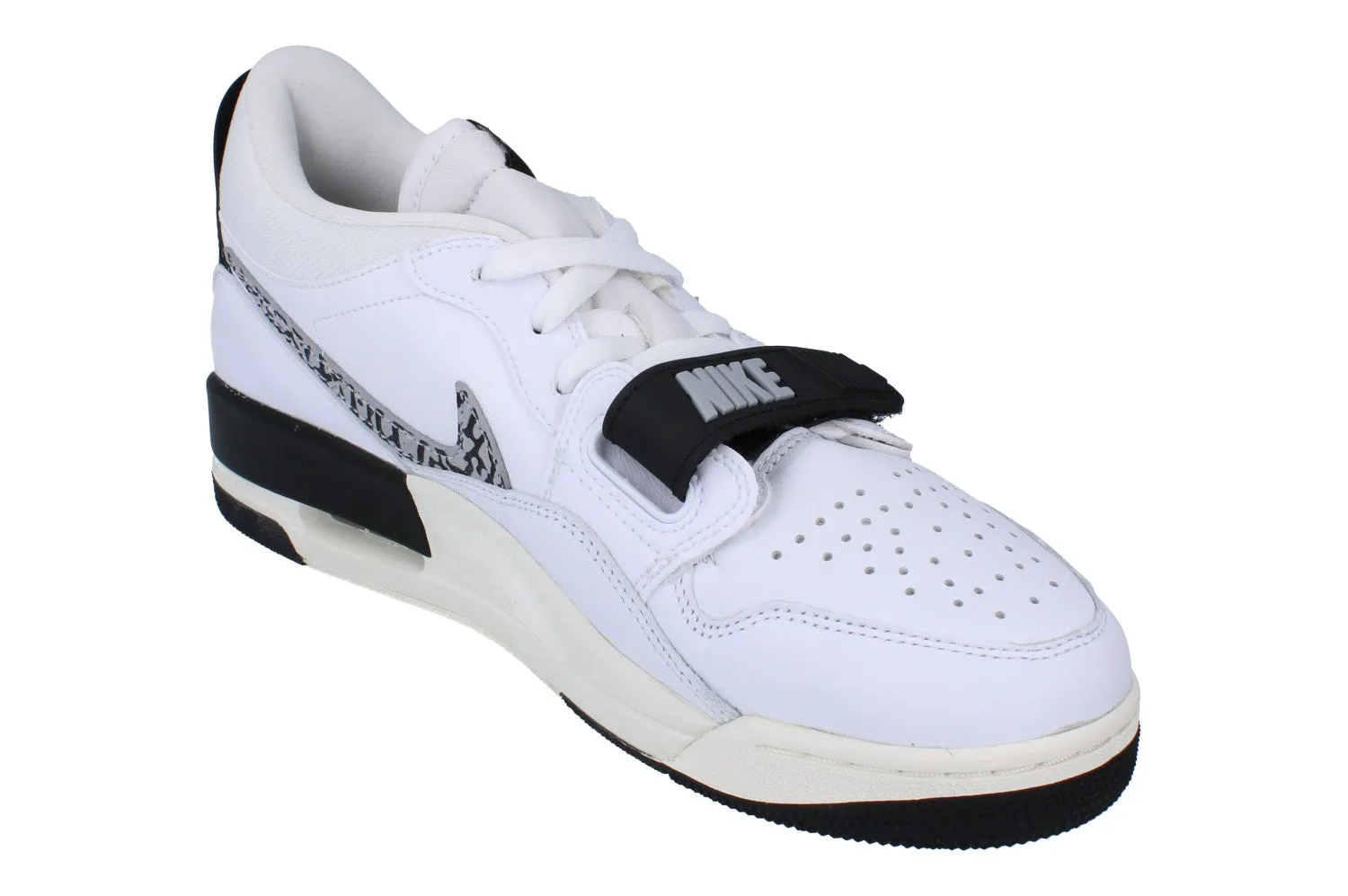 Nike Air Jordan Legacy 312 Low Mens Basketball Trainers CD7069 110 Lightweight Build