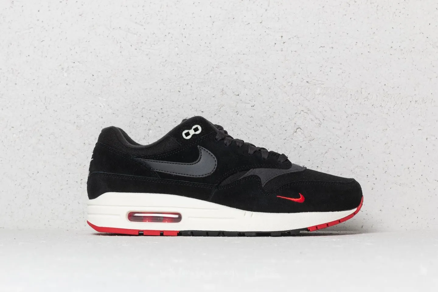 Nike AIR MAX 1 PREMIUM Professional Traction ComfortableInsole