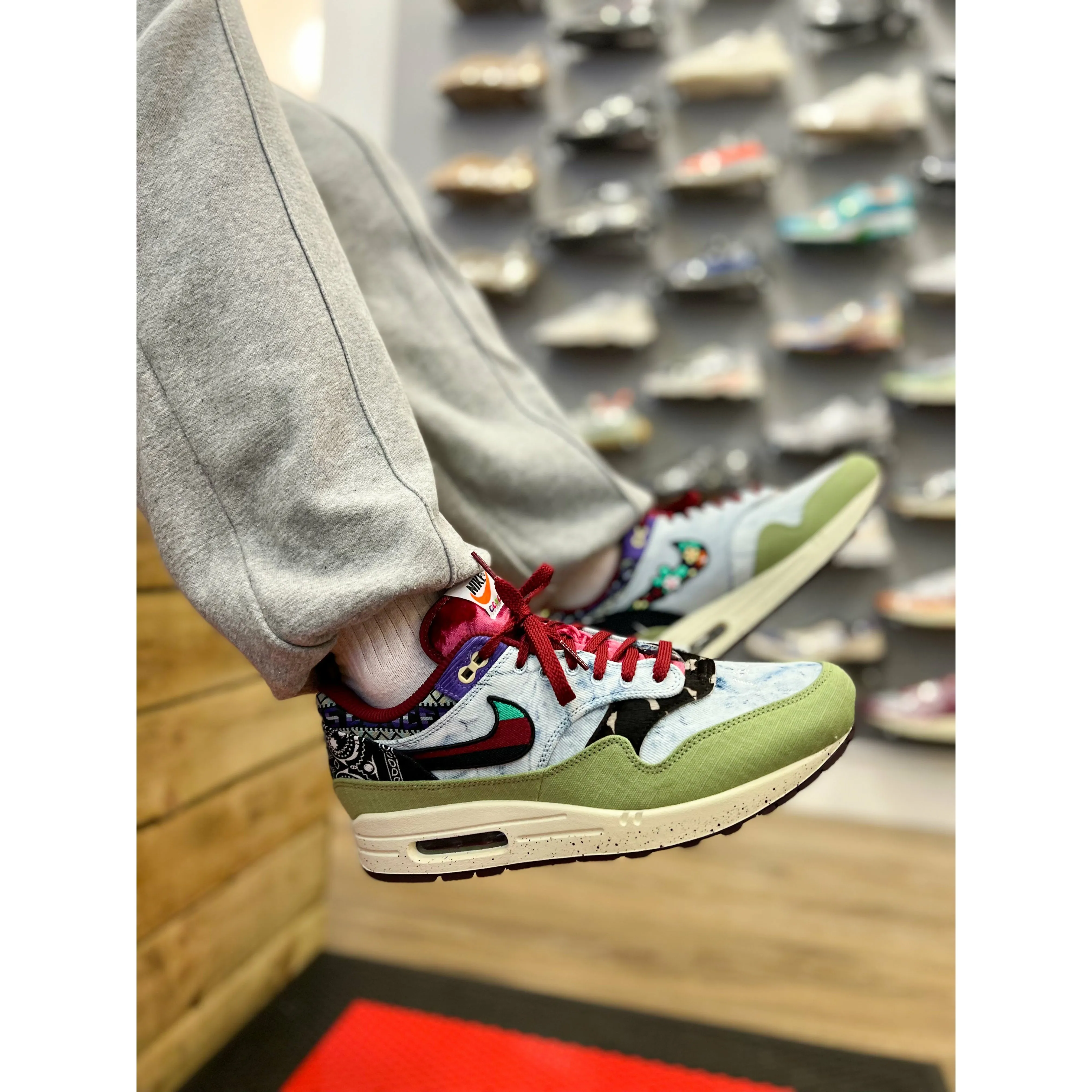 Nike Air Max 1 SP Concepts Mellow Comfortable wearing Abrasion Resistant Guards