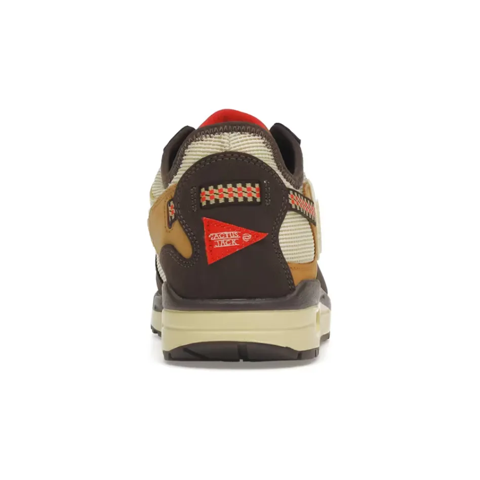 Advanced Shock Diffusion Sneaker Display Nike Air Max 1 Travis Scott Cactus Jack Baroque Brown