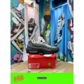 Nike Air Max 95 Grey Jewel UK10 Jump Training Use Textured Grip Surface