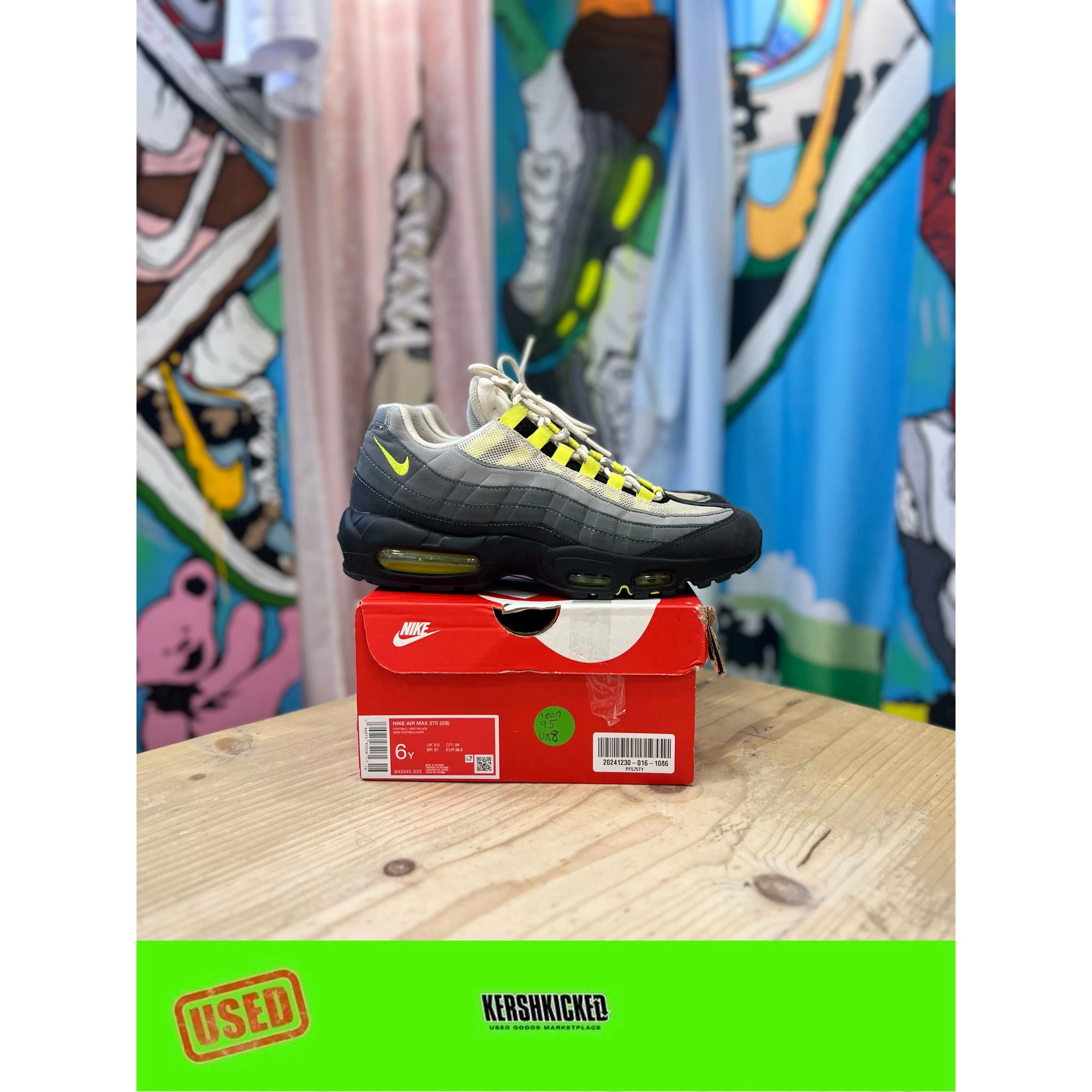 Lateral Stability Walls All-Purpose Shoes Nike Air Max 95 Neon UK8