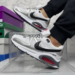 Nike Air Max Command Flexible forefoot