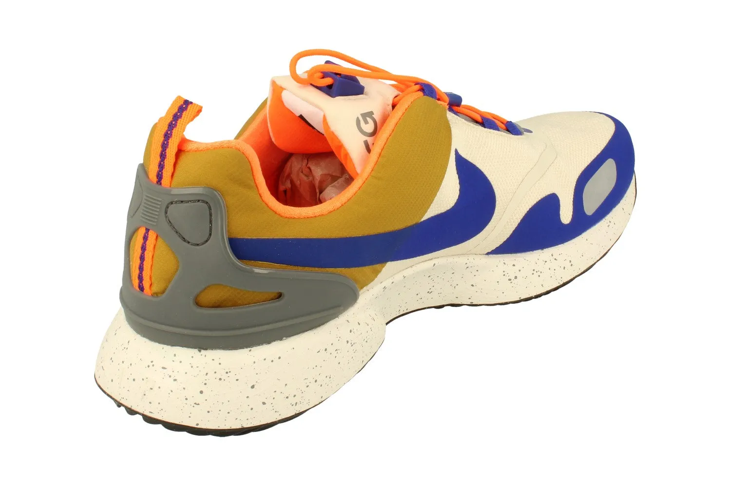 Nike Air Pegasus A/T Winter QS Mens Ao3296 200 running in a historic bridge area shoes