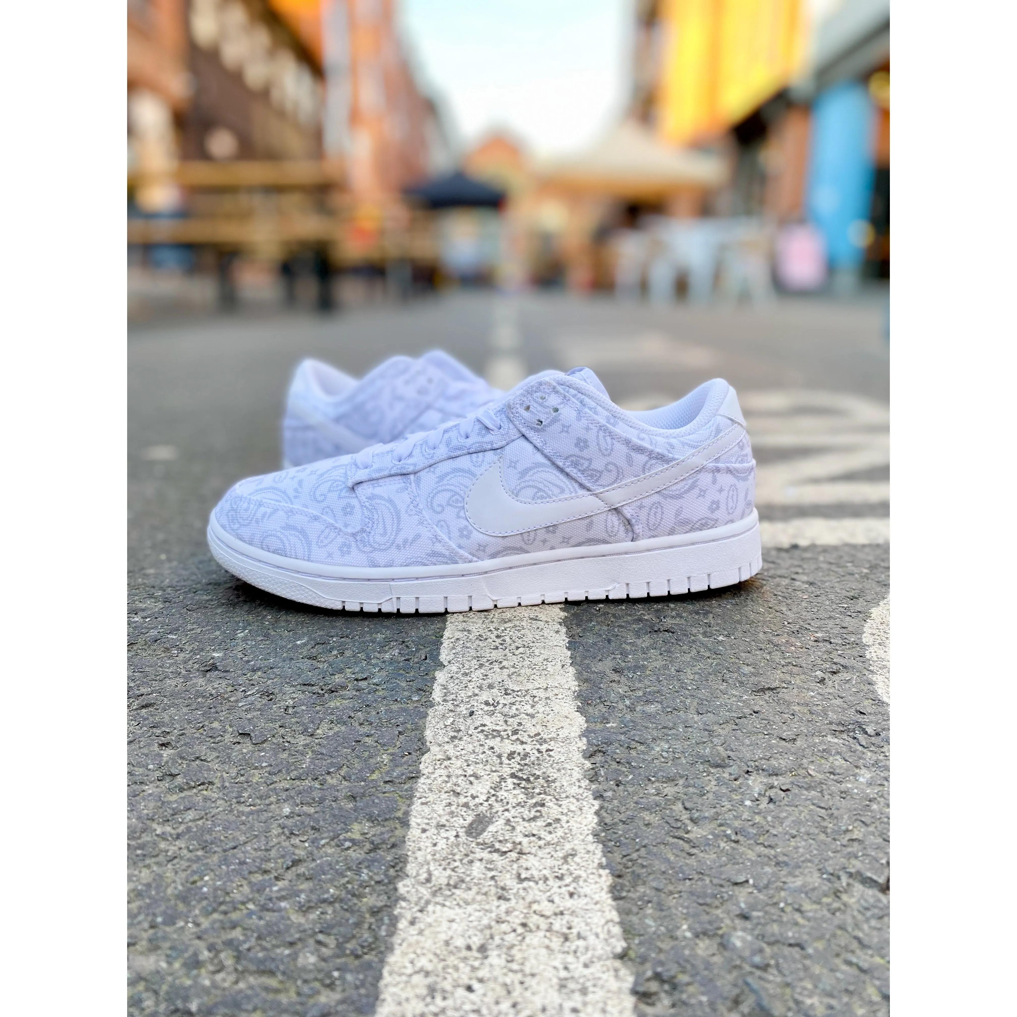 Supportive structure Nike Dunk Low White Paisley (W)