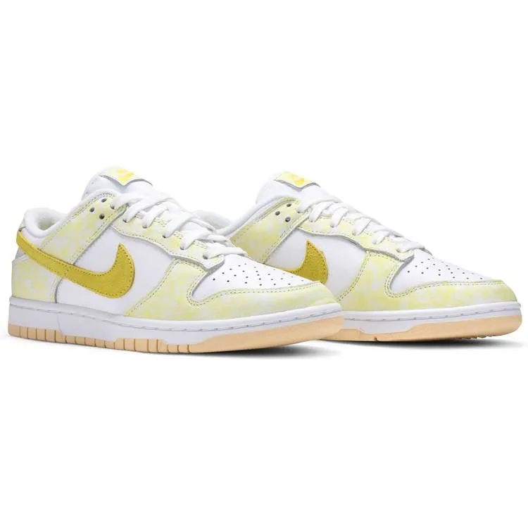 Nike Dunk Low Yellow Strike (W) Torsional Stability System Crisp Look