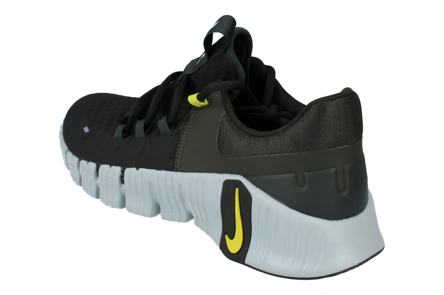 Nike Free Metcon 5 Mens Trainers DV3949 300 Compact
