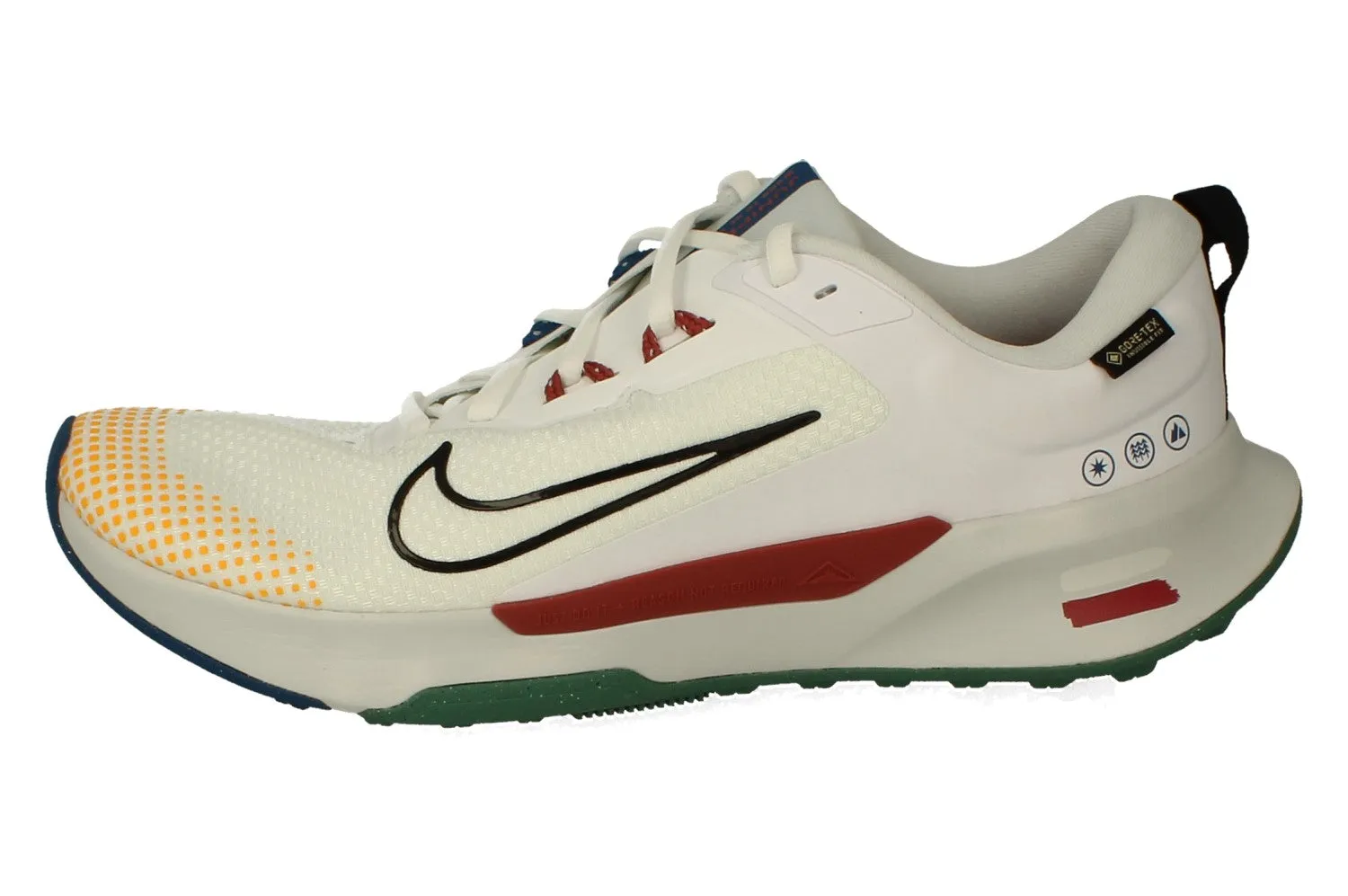 running with a friend shoes Nike Juniper Trail 2 GTX Mens FB2067 102