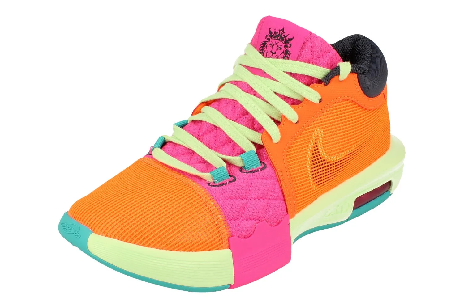 Nike Lebron Witness VIII Mens Basketball Trainers FB2239 800 running in an iconic bridge area shoes