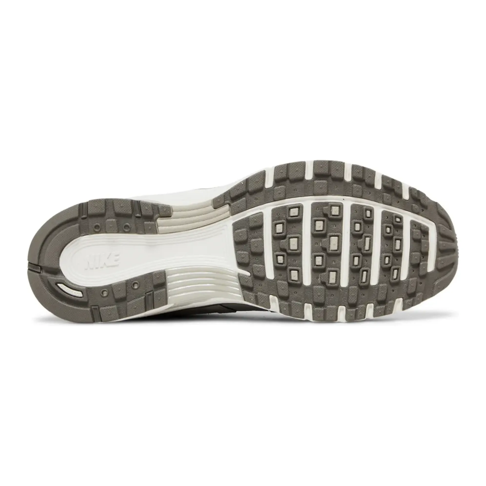 Zumba Nike P-6000 Light Iron Ore