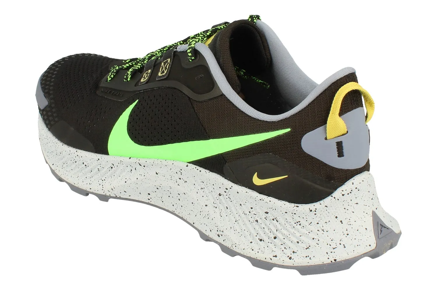 Tough Construction running with a GPS tracker Nike Pegasus Trail 3 Mens Running Shoes DA8697 004 | Black and Green