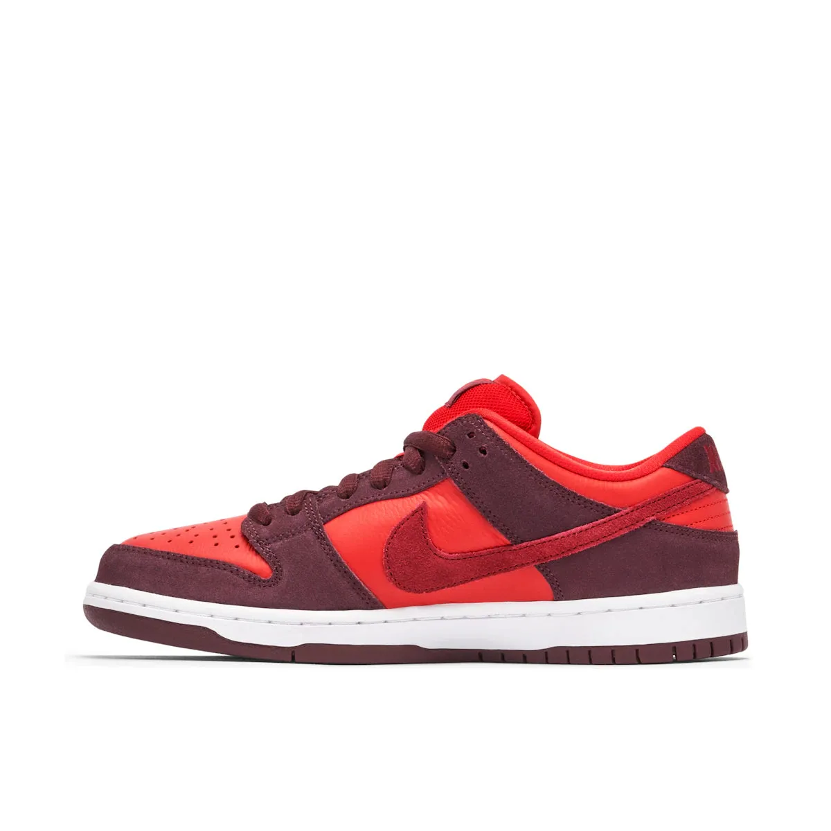 Temperature Regulating Fabrics Nike SB Dunk Low Cherry