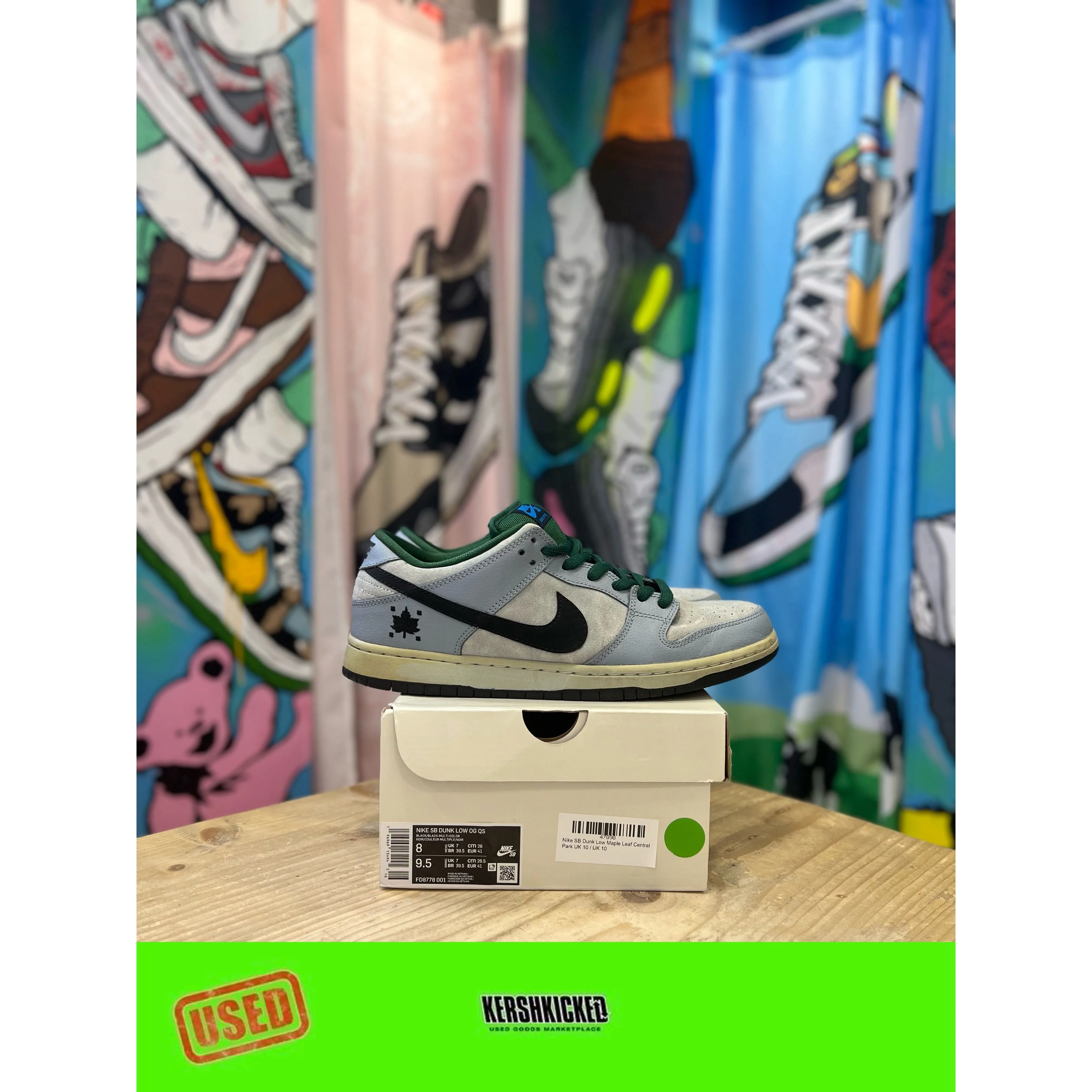 Nike SB Dunk Low Maple Leaf Central Park UK 10 Iconic support