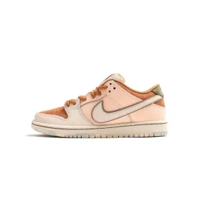 Stacked Cushioning Nike SB Dunk Low Trocad??ro Gardens