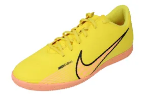 Nike Vapor 15 Club IC Mens Football Boots DJ5969 780 running in a bog area shoes