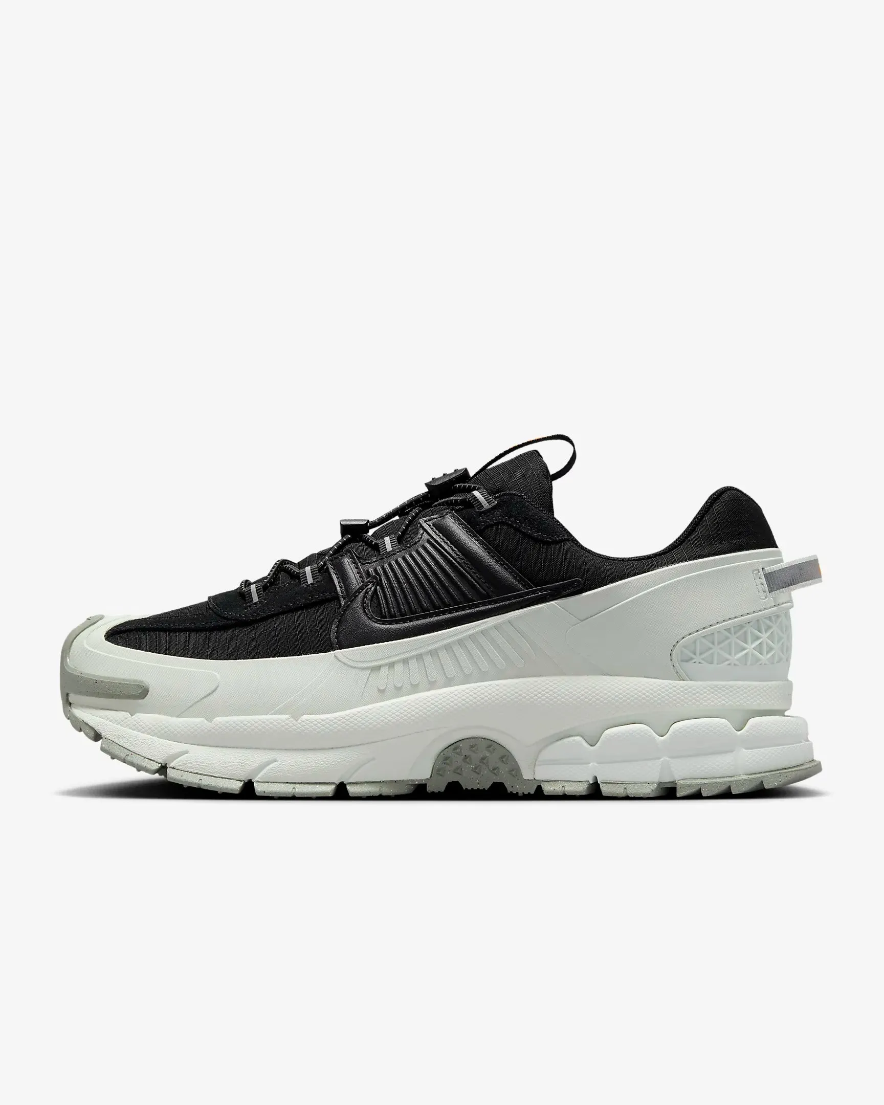 Nike Zoom Vomero Roam Modern Comfort Core Stability