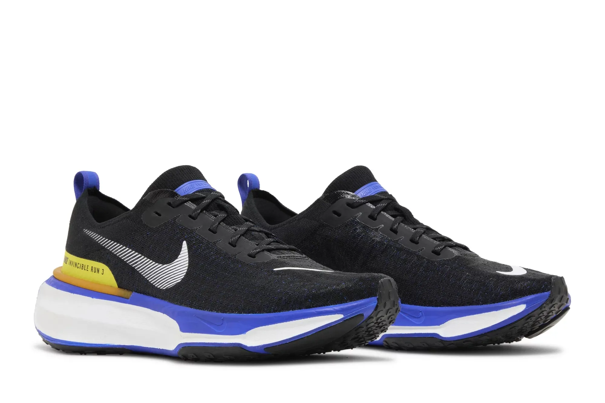 Nike ZoomX Invincible Run Flyknit 3 'Black Racer Blue' Dynamic Use
