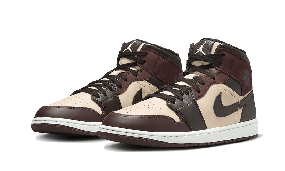 Hyper Elastic Foam Tech Stitch Free Construction Air Jordan 1 Mid SE Paris YMCA