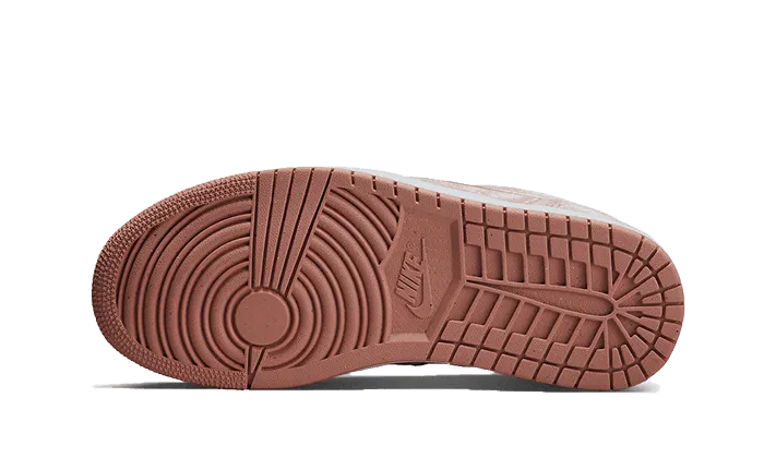 Air Jordan 1 Low SE Pink Velvet indoor shoes